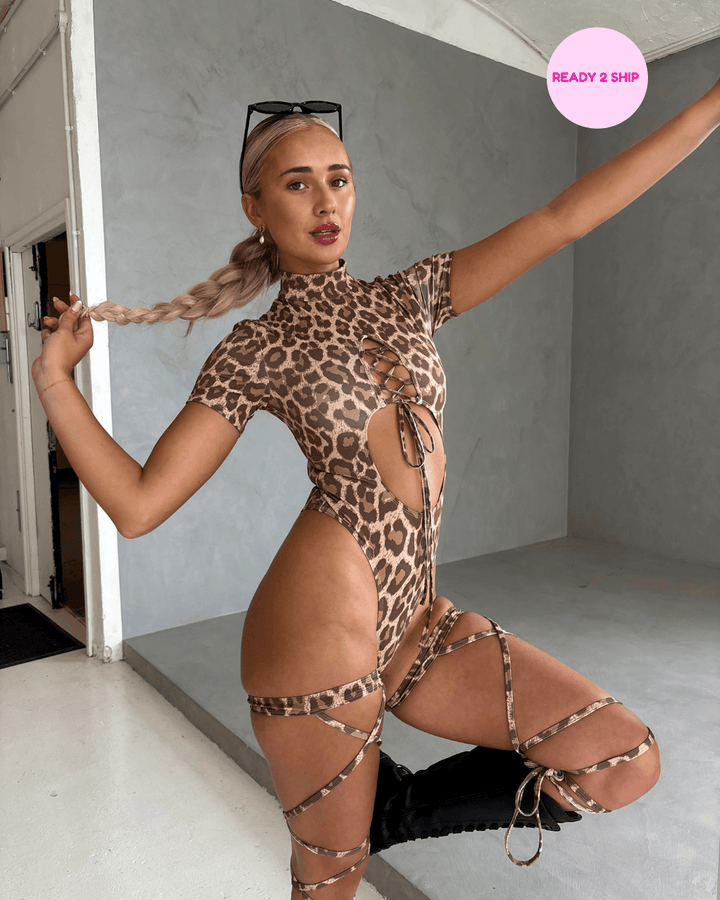 Nude Dakota